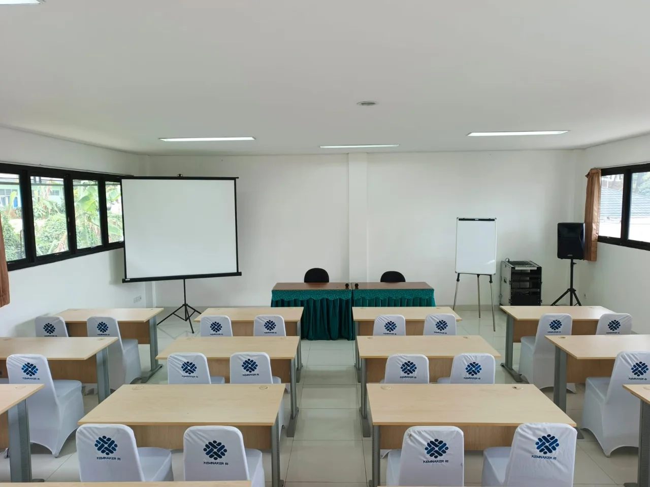 Ruang Diklat/Meeting Room